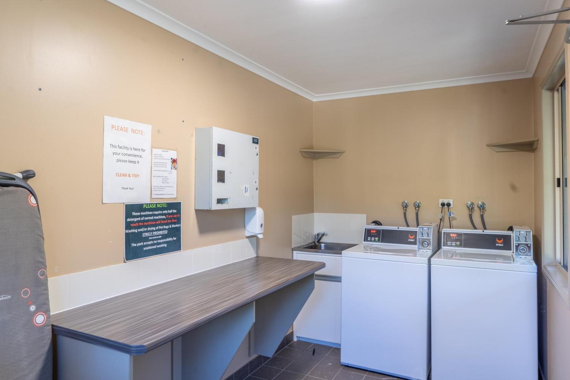 Landsborough Holiday Park Exterior foto